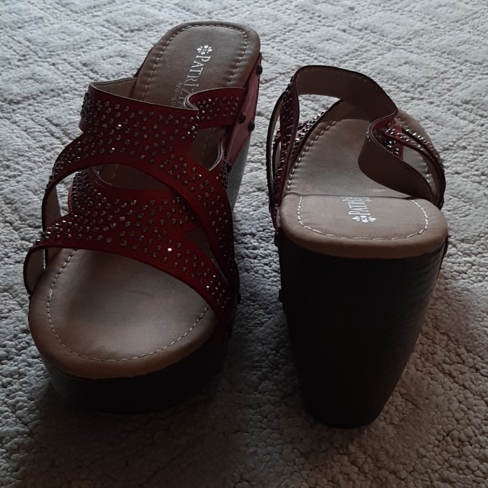 Shoes - Picture 3 of 3